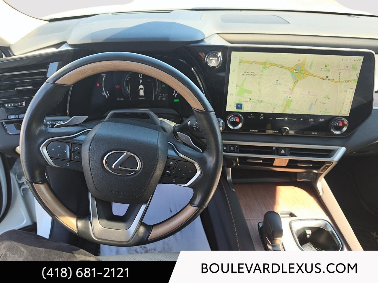 Lexus RX 20001A | RX 450h+ BA 2024 Blanc Québec - photo #13