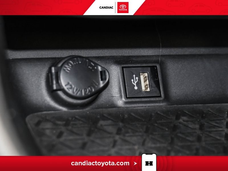 2024 Toyota Rav 4 Grey Blainville - photo #27