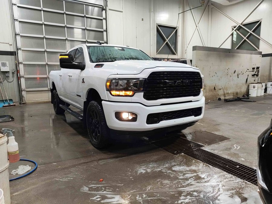 2024 Ram 2500 Big Horn Level 1 Night Edition 6.7L | Navigation | Heated Seats White