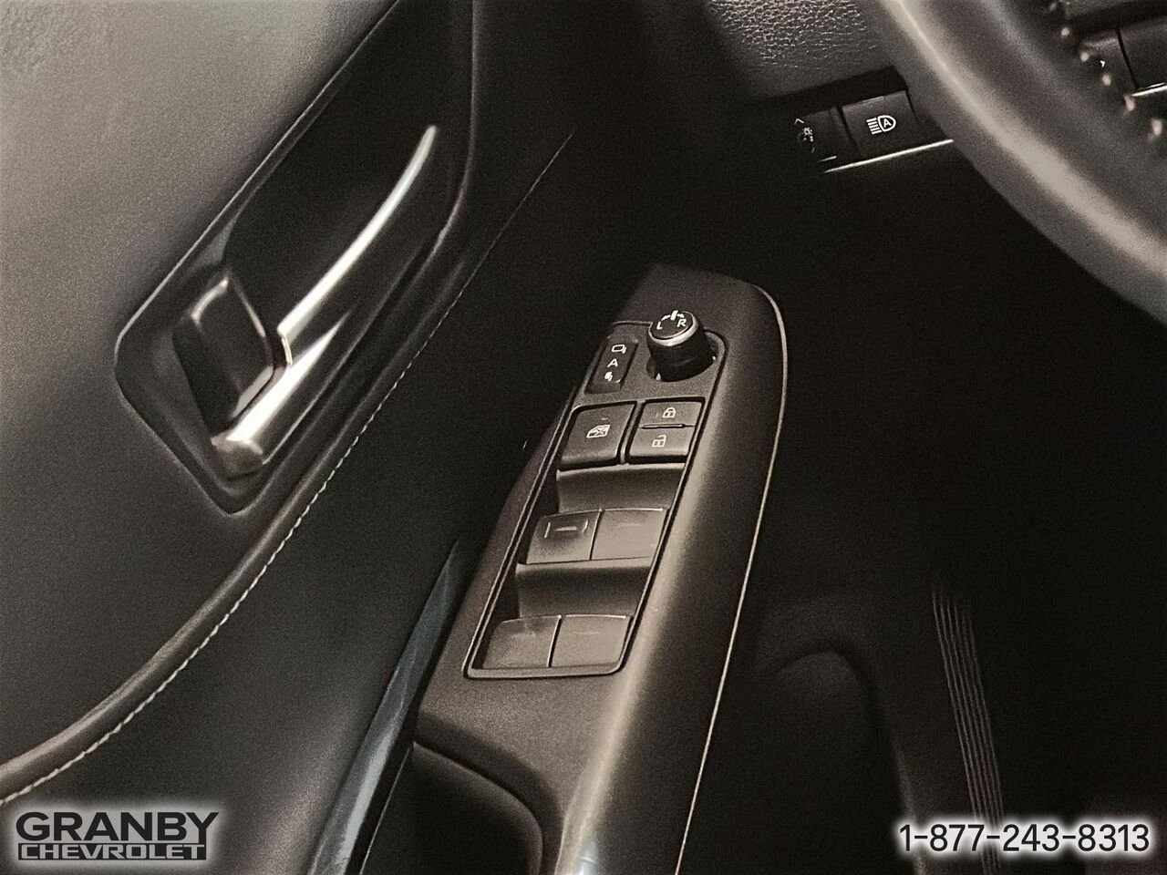 Toyota Venza LE TI | 26-0871A 2021 Bleu Granby - photo #13
