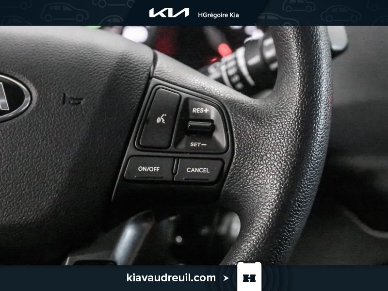 2014 Kia Rio Blue Saint-Eustache - photo #14