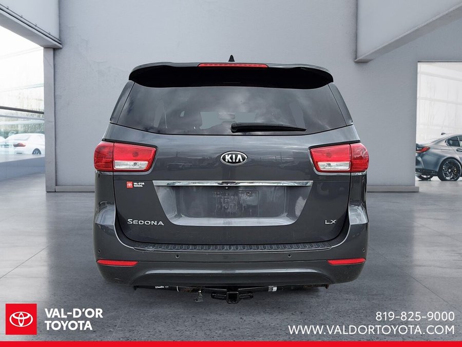 2016 Kia Sedona LX+ familiale 4 portes Grey