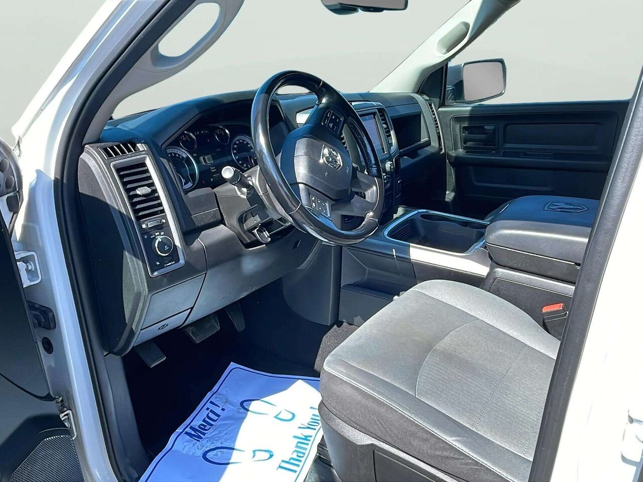 2022 Ram 1500 Express White Gatineau - photo #15