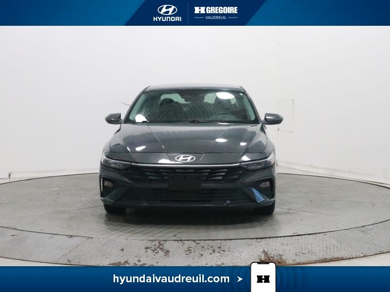 2024 Hyundai Elantra Grey Laval - photo #2