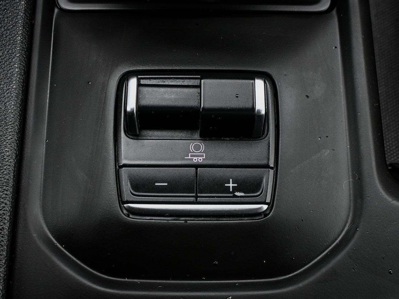 2024 GMC Sierra 1500 4WD Crew Cab 147 AT4 Red Sherwood Park - photo #32