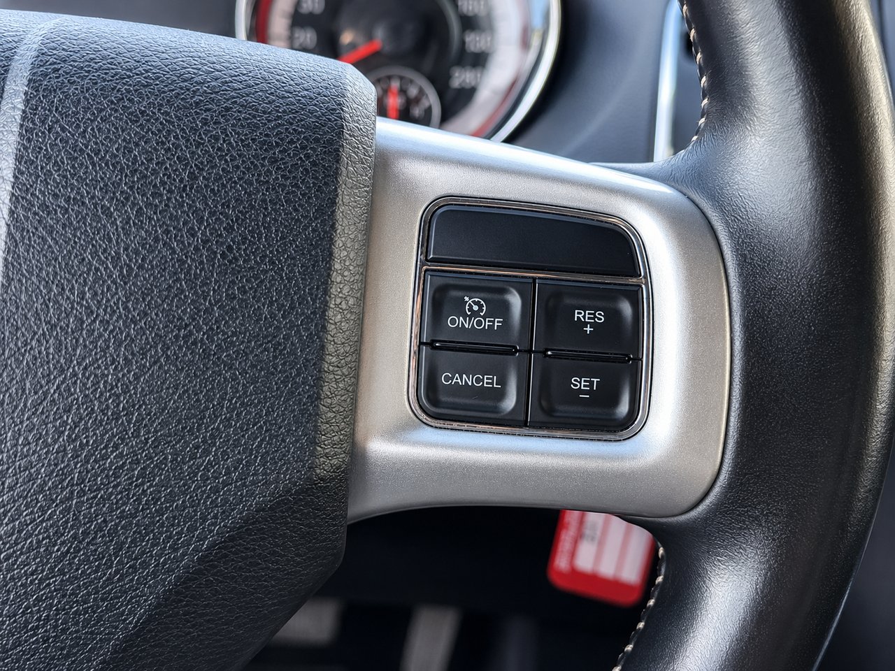 Dodge Grand Caravan 2016 Noir Granby - photo #13