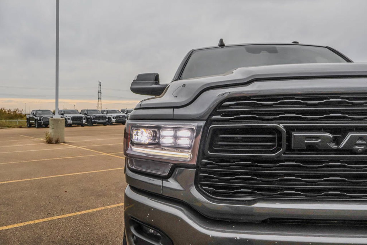 2022 Ram 3500 Limited 4x4 Mega Cab 6'4 Box Grey Sherwood Park - photo #10