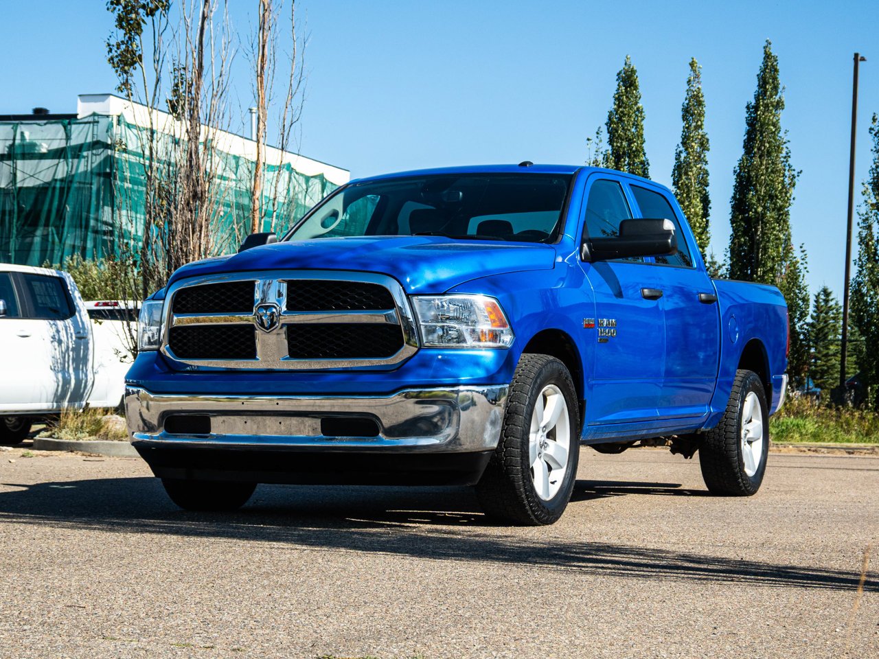 2023 Ram 1500 Classic SLT 4x4 Crew Cab 5'7 Box Blue Sherwood Park - photo #3