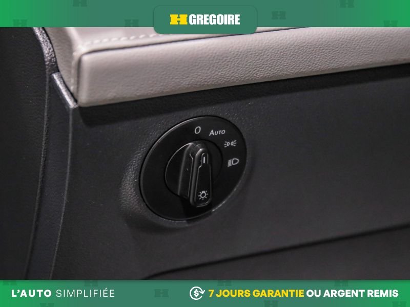 Volkswagen Taos 822980 | Comfortline AUTO AC CUIR NAV MAGS CAM RECUL BLEUTO 2024 Noir Laval - photo #16