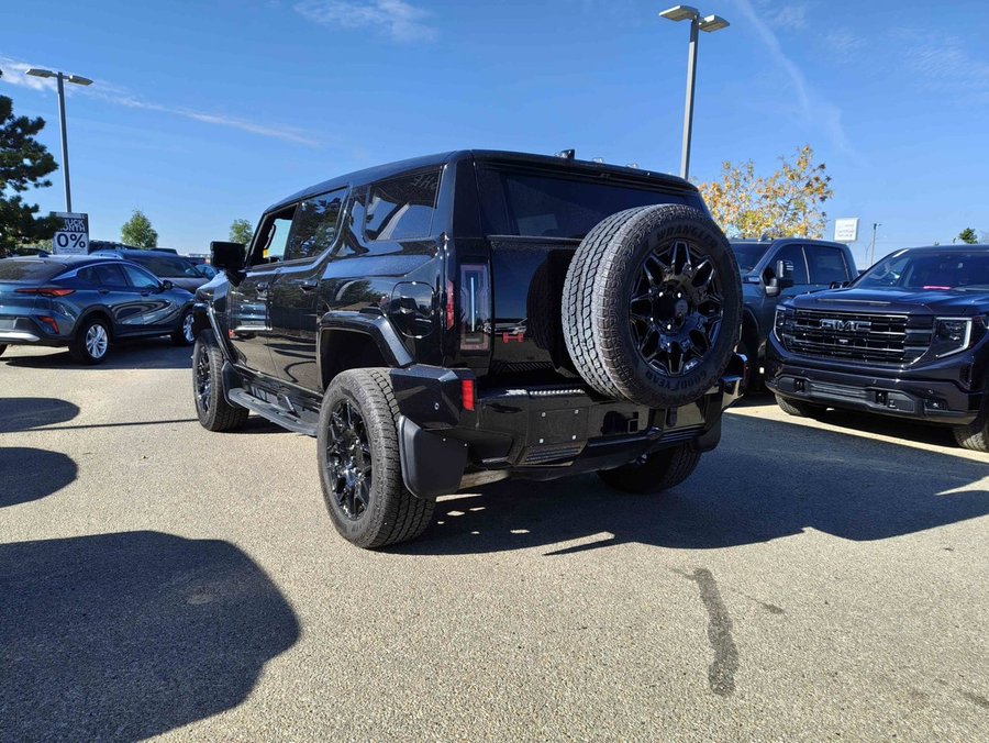 2024 GMC HUMMER EV SUV 2X 4X4 | Sport Package Black