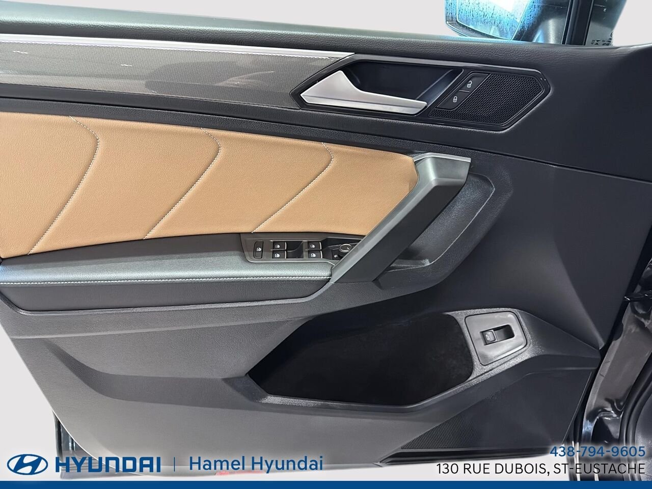 2024 Volkswagen Tiguan Black Saint-Eustache - photo #9