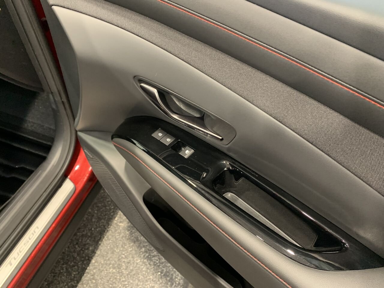 2025 Hyundai Tucson hybride AWD Red Châteauguay - photo #20