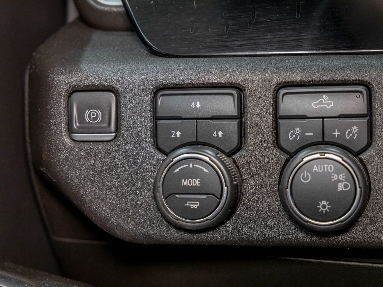 Chevrolet Silverado 2500HD LT CREW 4X4 V8 DIESEL *NAV* CARPLAY *PNBV 9900 LB* 2024 Noir Saint-Jérôme - photo #25