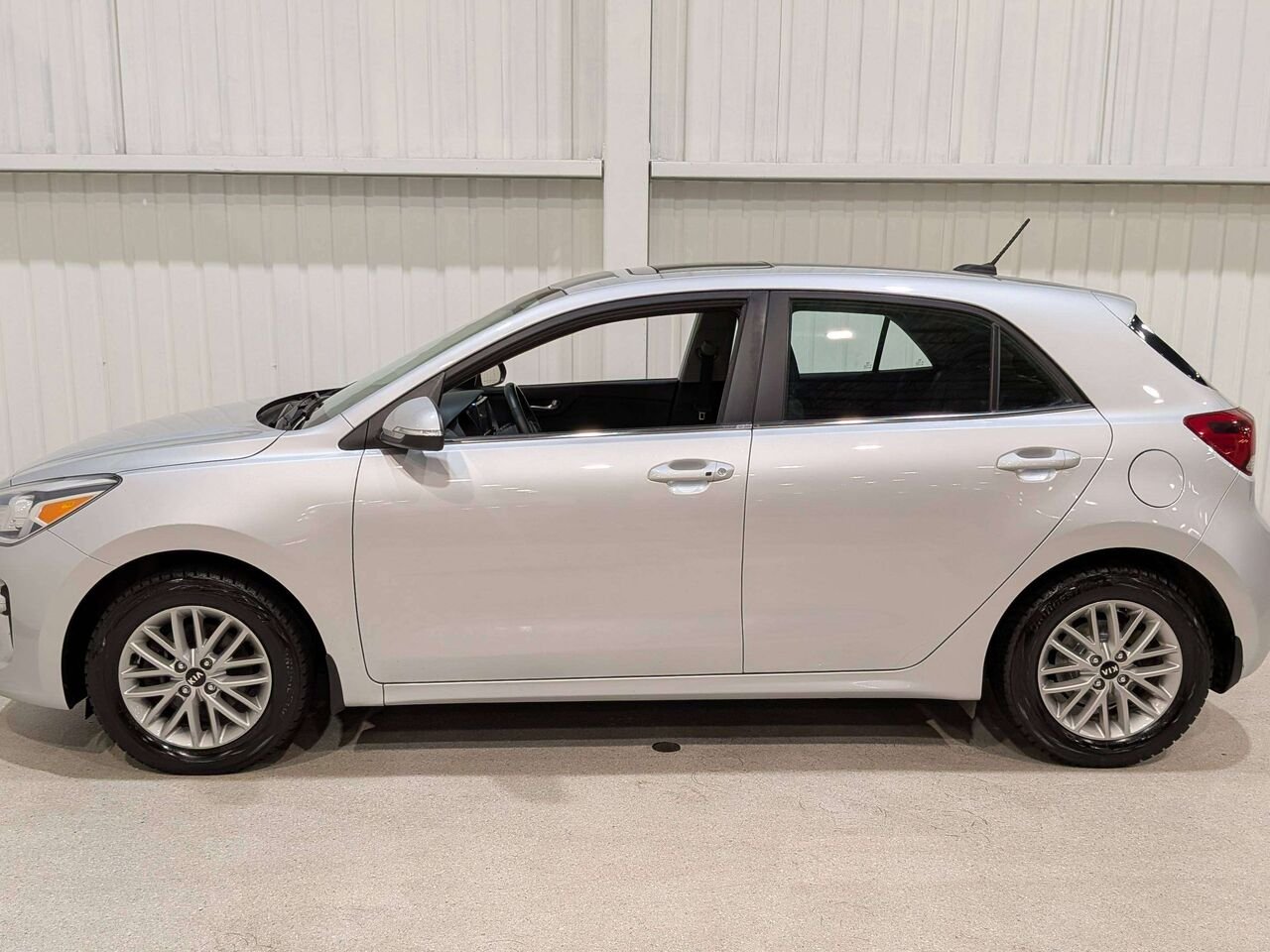 Kia Rio 5-door EX Auto 2018 Argent Val-David - photo #4