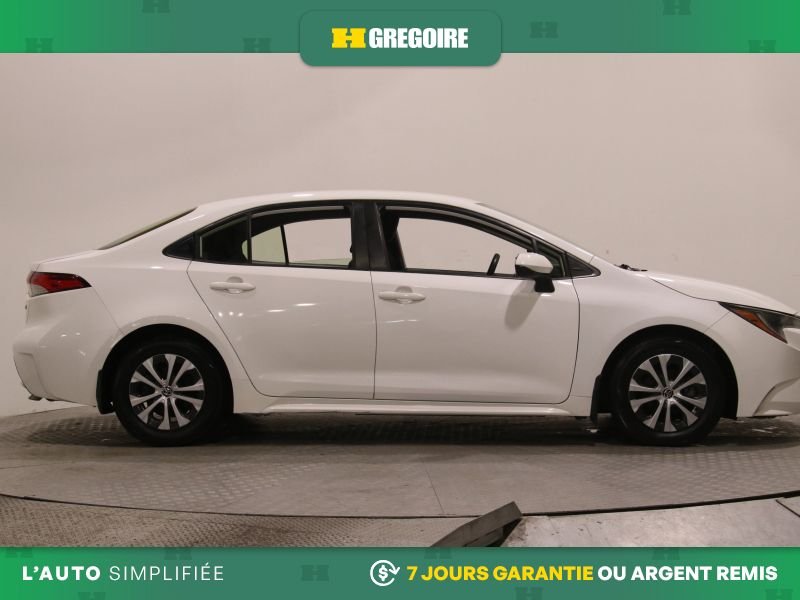 2022 Toyota Corolla White Saint-Eustache - photo #10