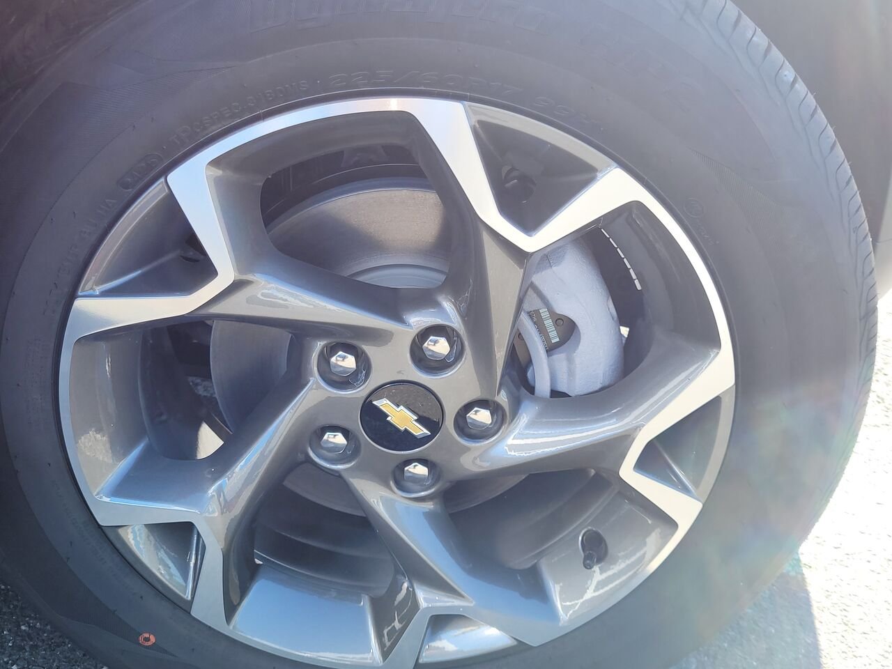 2026 Chevrolet Trax Traction avant 4 portes LT Cypress Grey Thetford Mines - photo #17