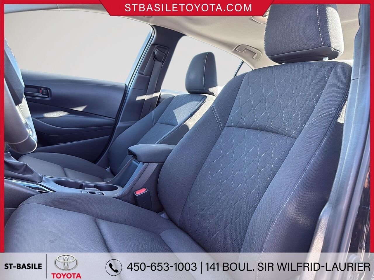 TOYOTA Corolla 2024 Noir minuit métallisé Saint-Basile-le-Grand - photo #11