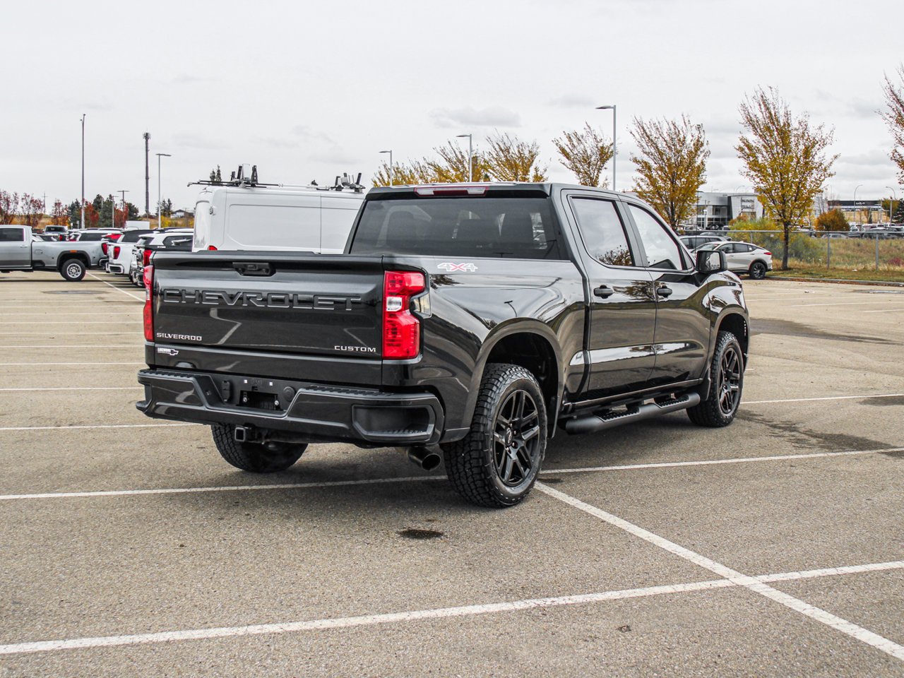 2025 Chevrolet Silverado 1500 4WD Crew Cab 147 Custom Black Sherwood Park - photo #8