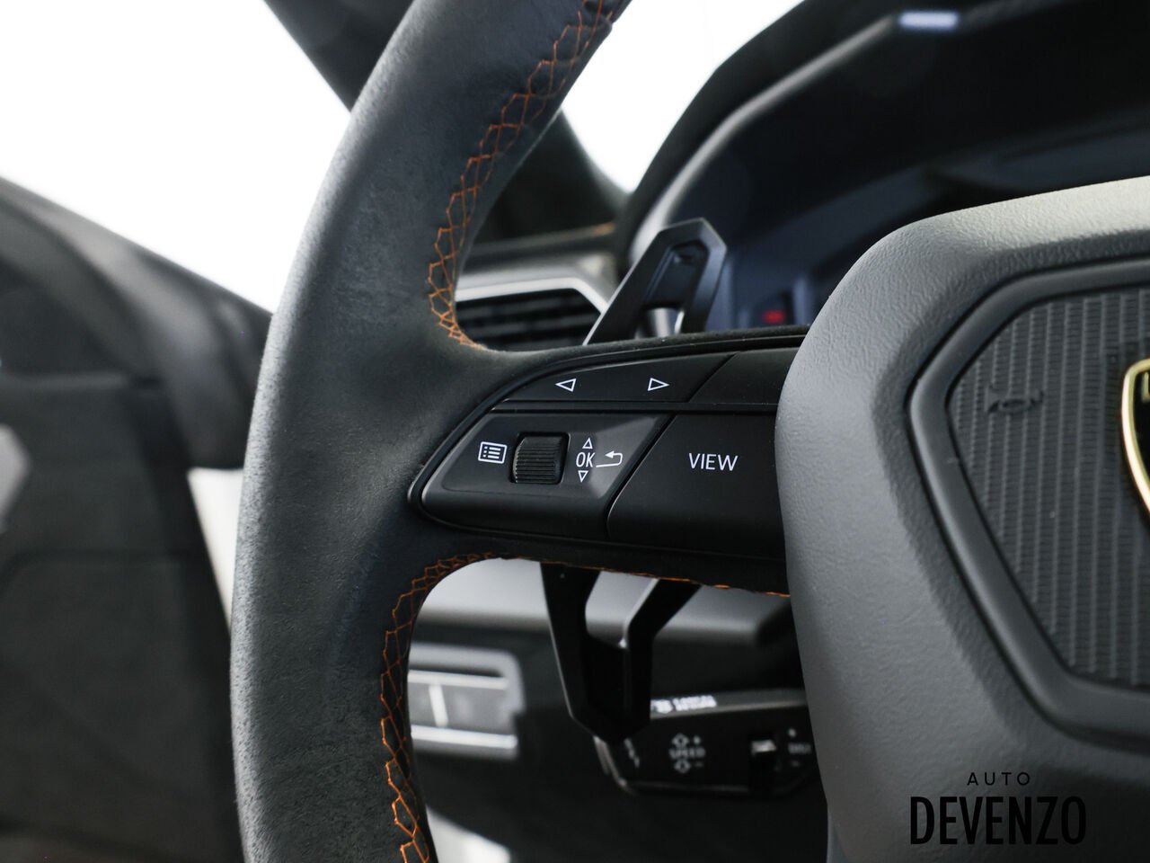 2023 Lamborghini Urus White Saint-Eustache - photo #12