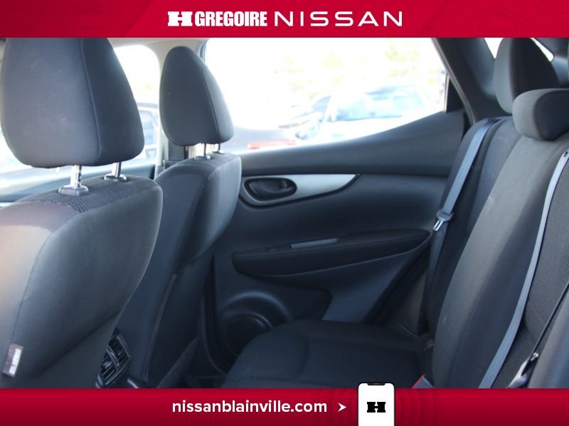2018 Nissan Qashqai Grey Laval - photo #23