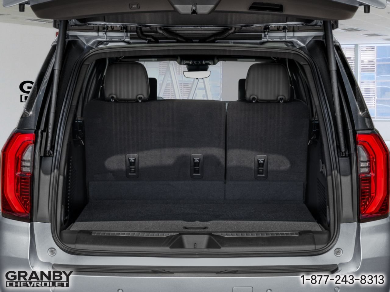 2027 GMC Yukon XL YUKON XL 4WD DENALI ULTIMATE (5SB) | 27-0329 ONYX BLACK Granby - photo #12