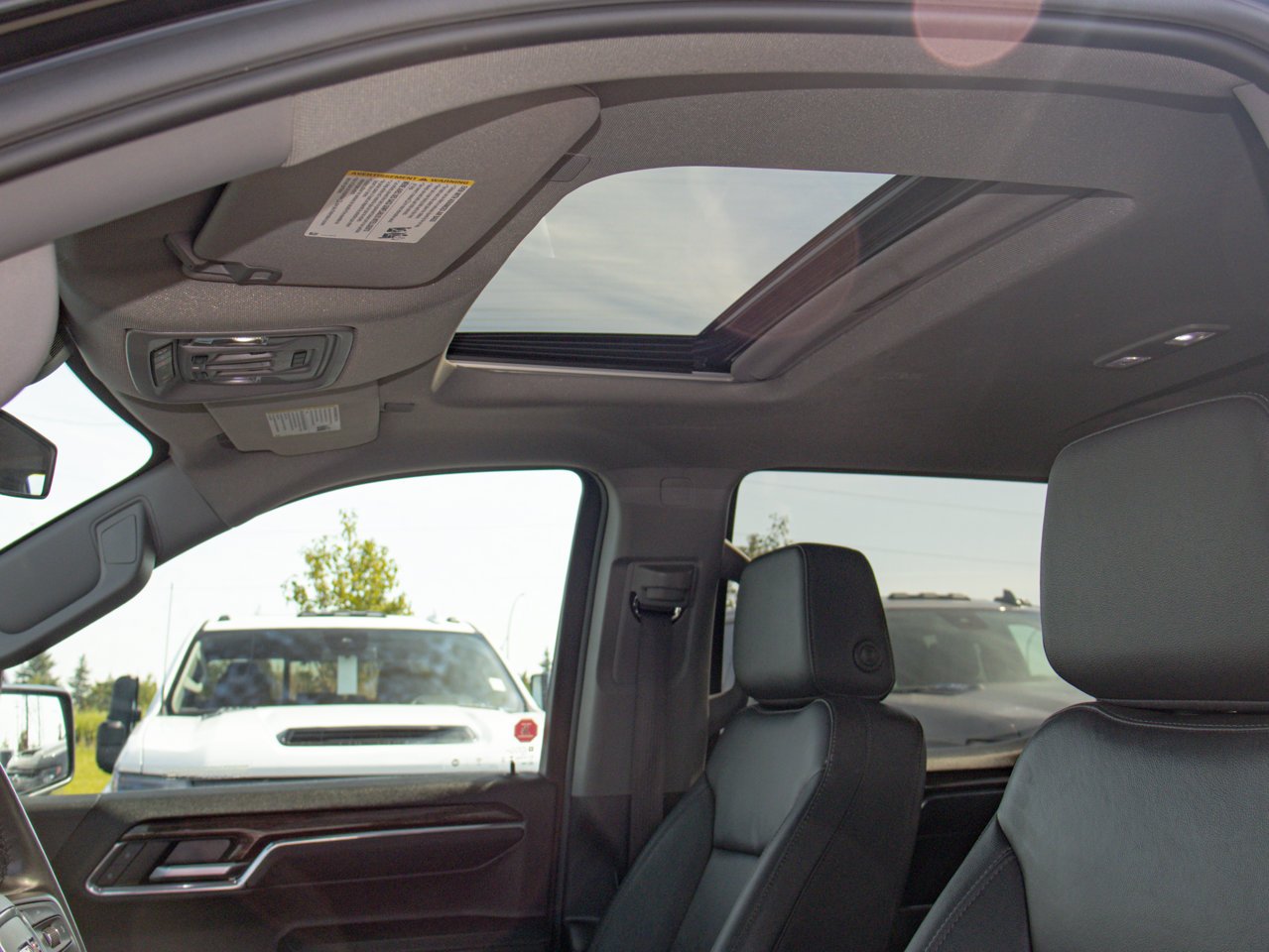 2024 GMC Sierra 1500 4WD Crew Cab 147 Elevation Black Sherwood Park - photo #17