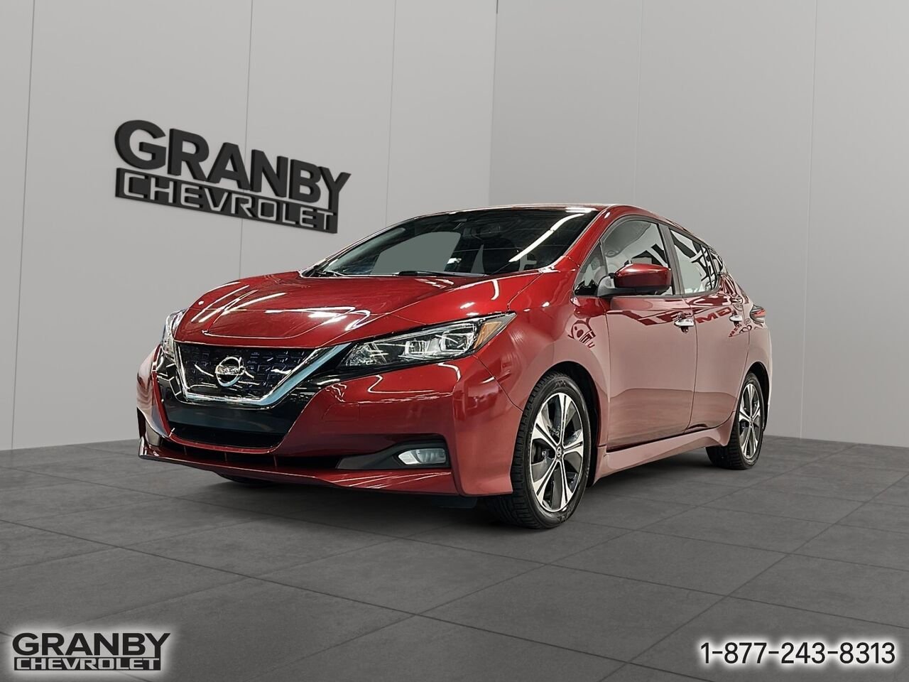 2020 Nissan LEAF SV à hayon | 27-0179A Red Granby - photo #0
