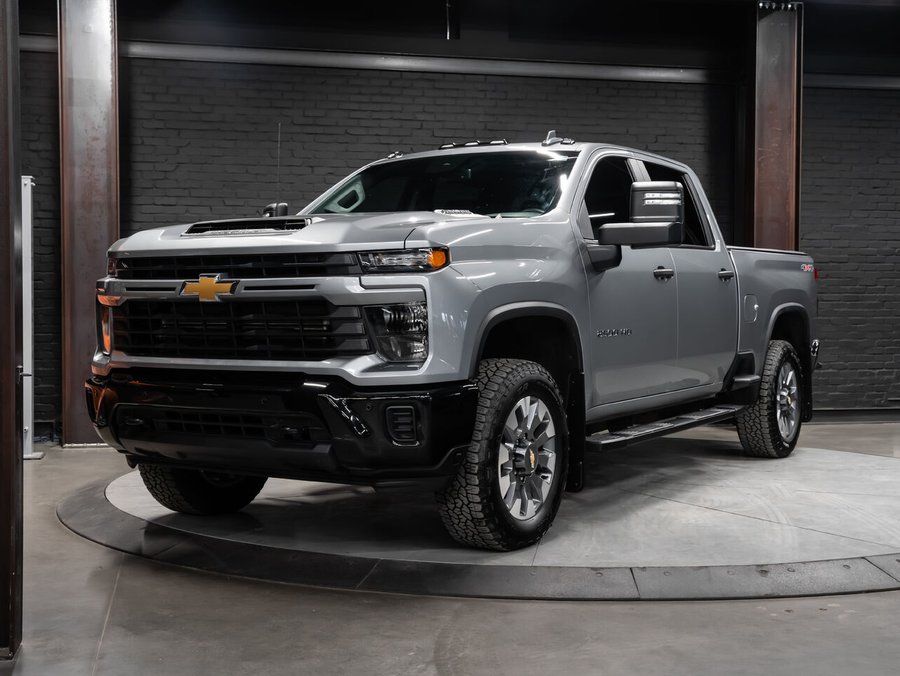 2025 Chevrolet Silverado 2500HD Custom | Soft Roll Tonneau Cover | Spray in Bedliner | Heavy Duty Mudflaps Grey