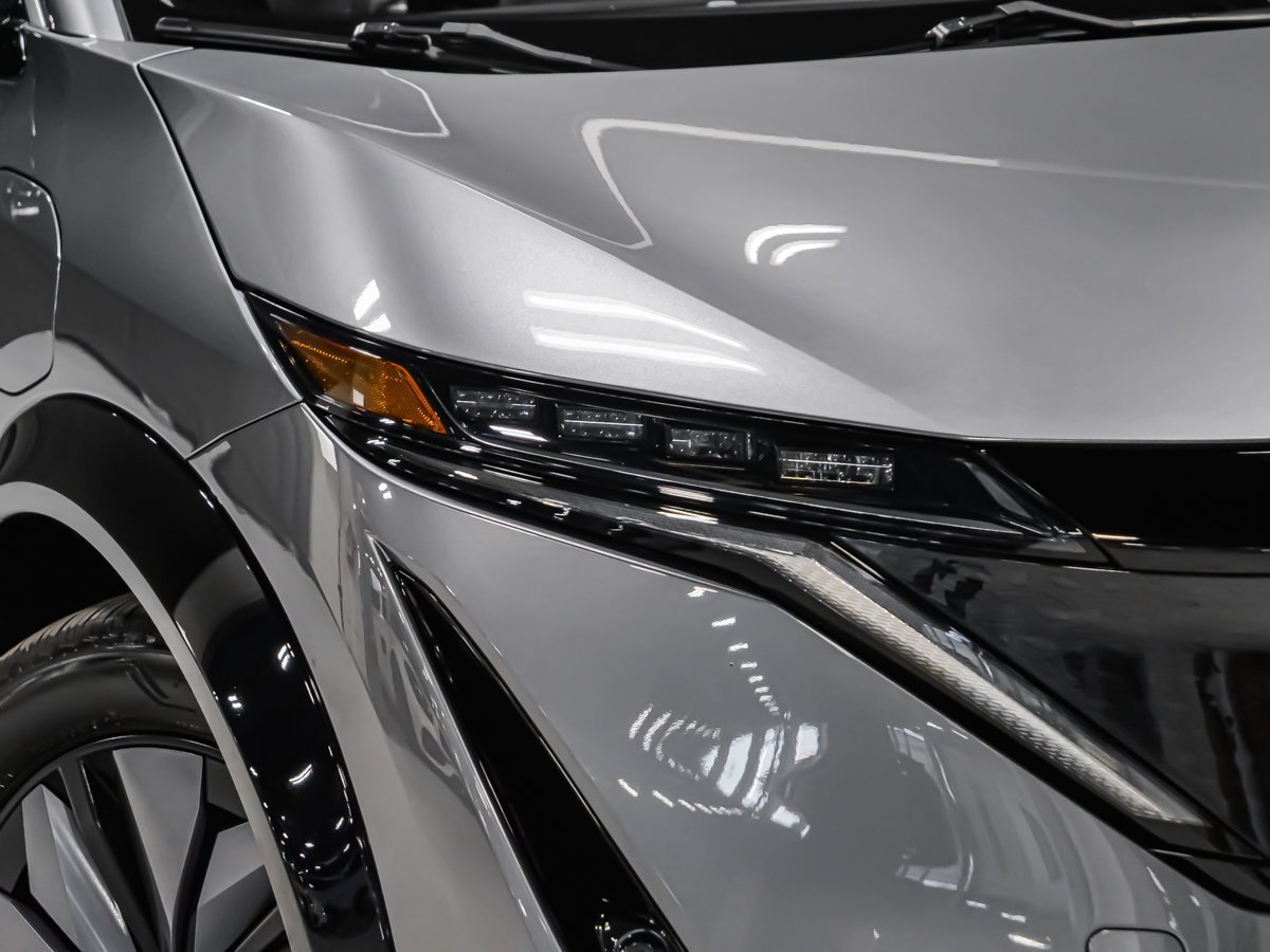 2023 Nissan ARIYA ENGAGE White Montreal - photo #5
