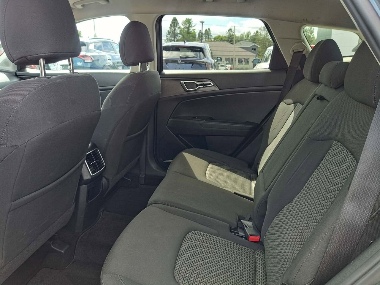 Kia Sportage 2023 Gris Nantes - photo #4