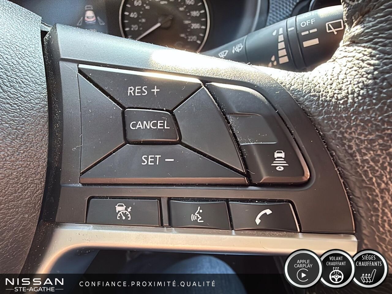 Nissan Kicks SV | CARPLAY | VOLANT CHAUFFANT | DÉMARRAGE À DISTANCE 2024 Bleu Saint-Jérôme - photo #11