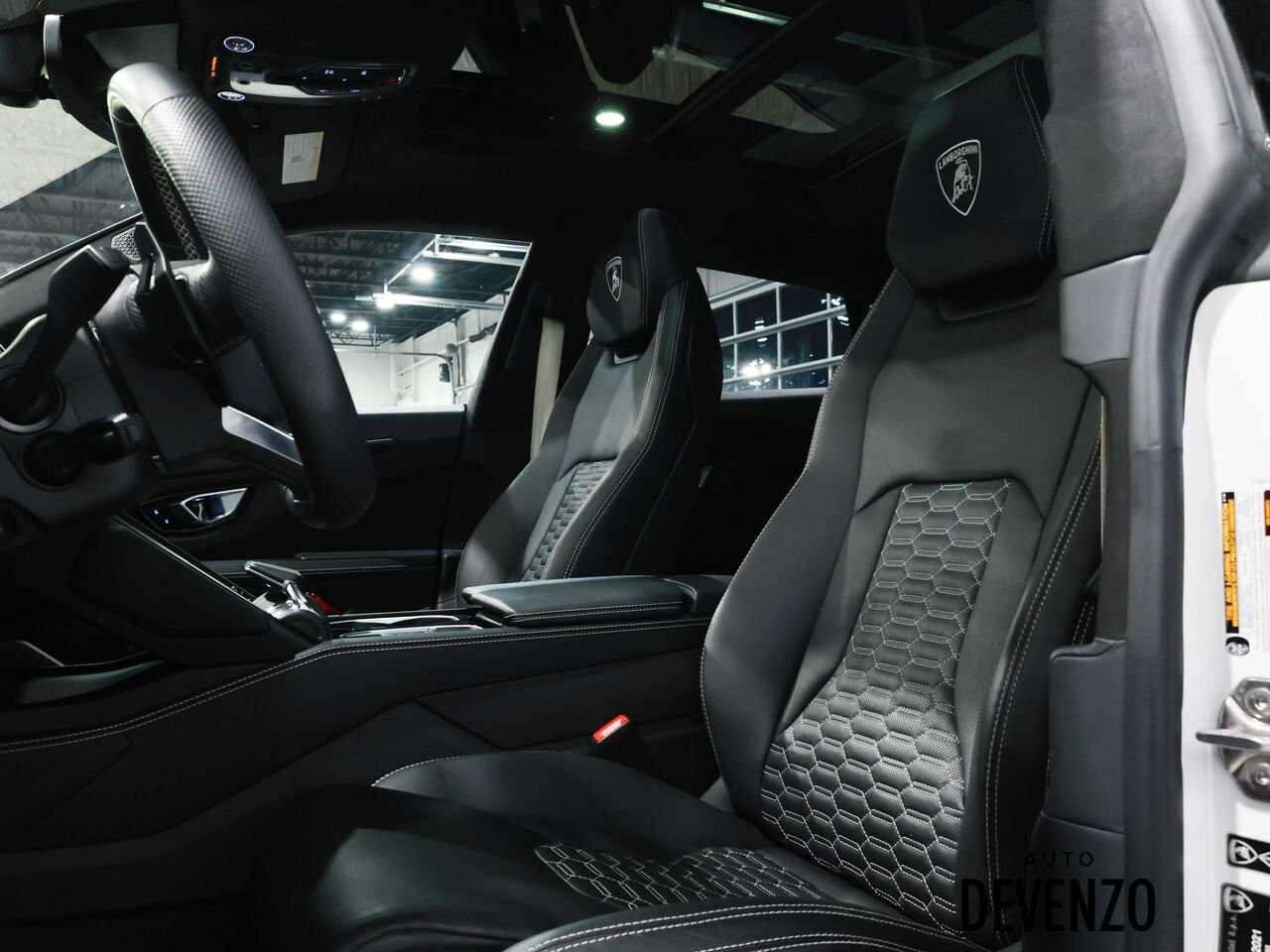 2022 Lamborghini Urus White Saint-Eustache - photo #15