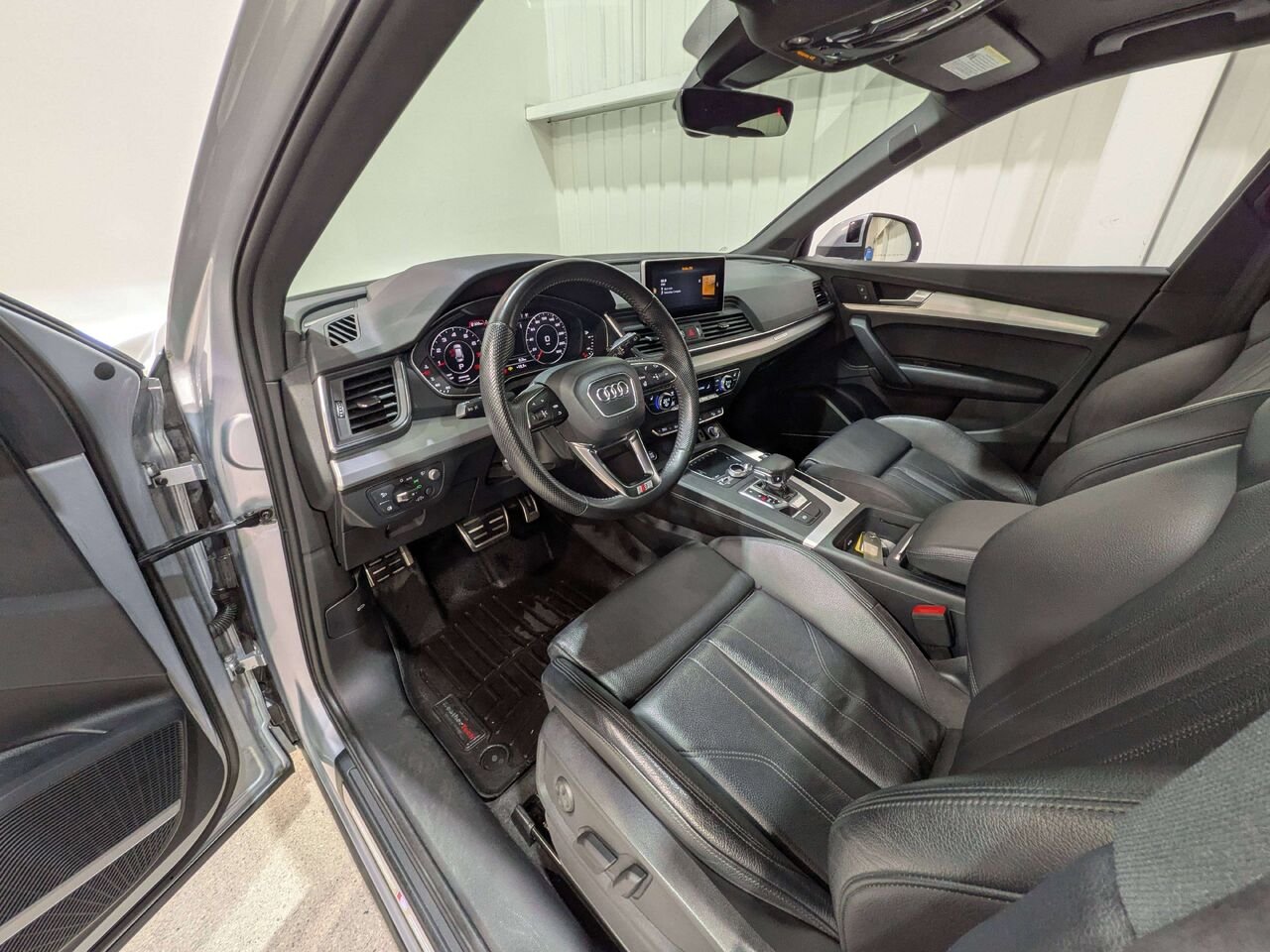 2019 Audi Q5 Technik 45 TFSI quattro Silver Val-David - photo #10