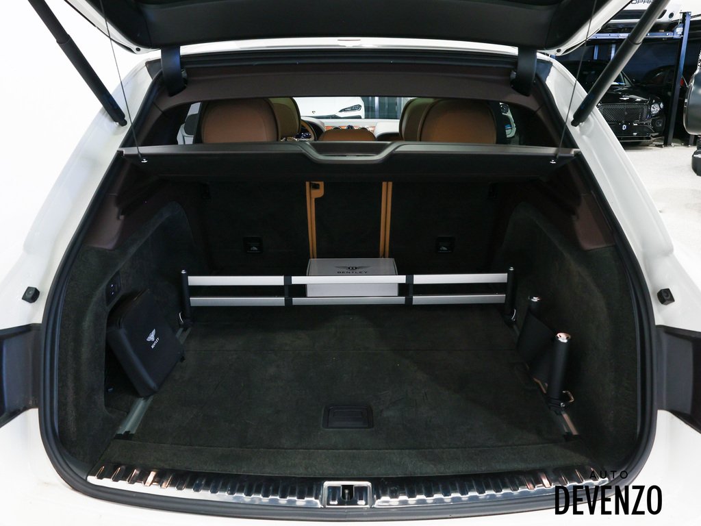 Bentley Bentayga 2017 Blanc Saint-Eustache - photo #25