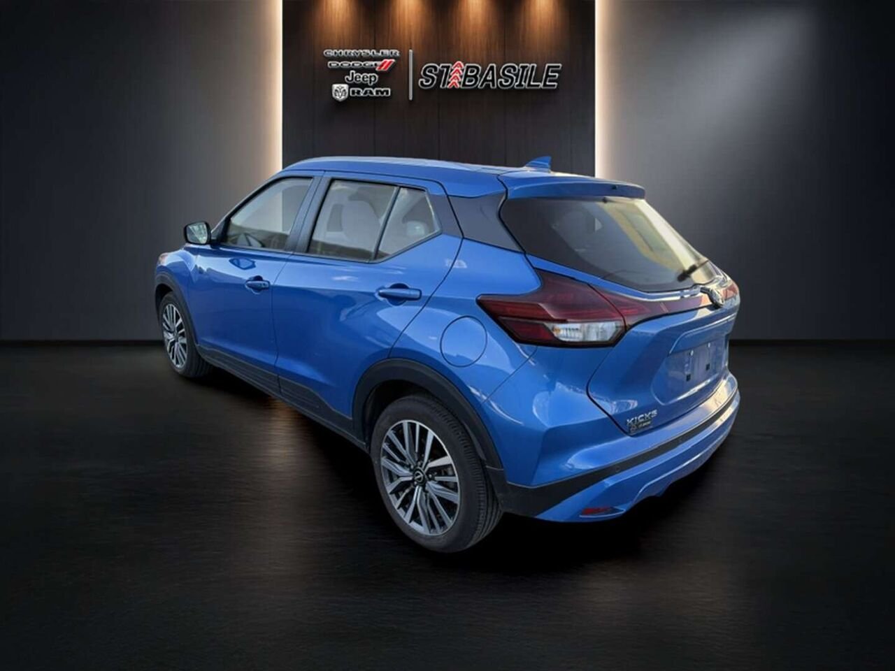 Nissan Kicks 2024 Bleu Saint-Basile-le-Grand - photo #17