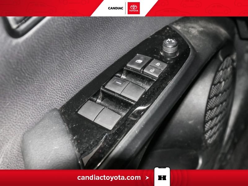 2022 Toyota Prius Red Laval - photo #17