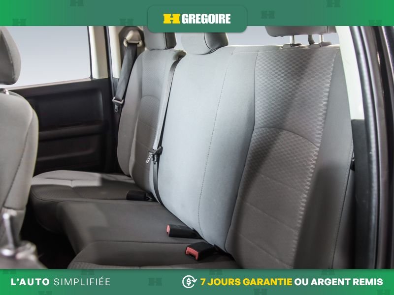Ram 1500 820432 | ST 4WD AUTO A/C MAGS CAM RECUL BLUETOOTH 2019 Noir Laval - photo #19