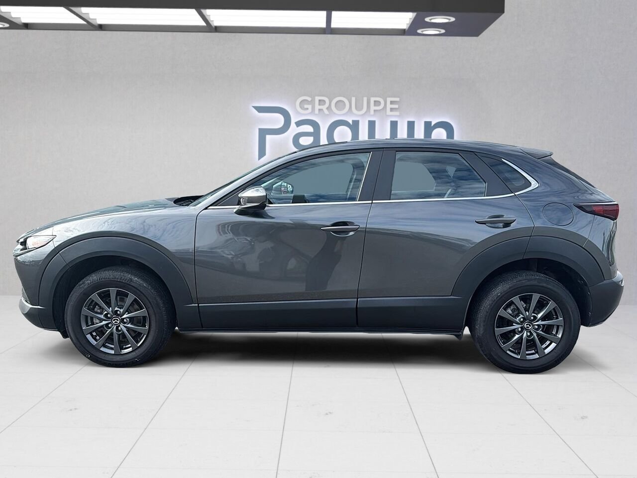 Mazda CX-30 2023 Gris Rouyn-Noranda - photo #4