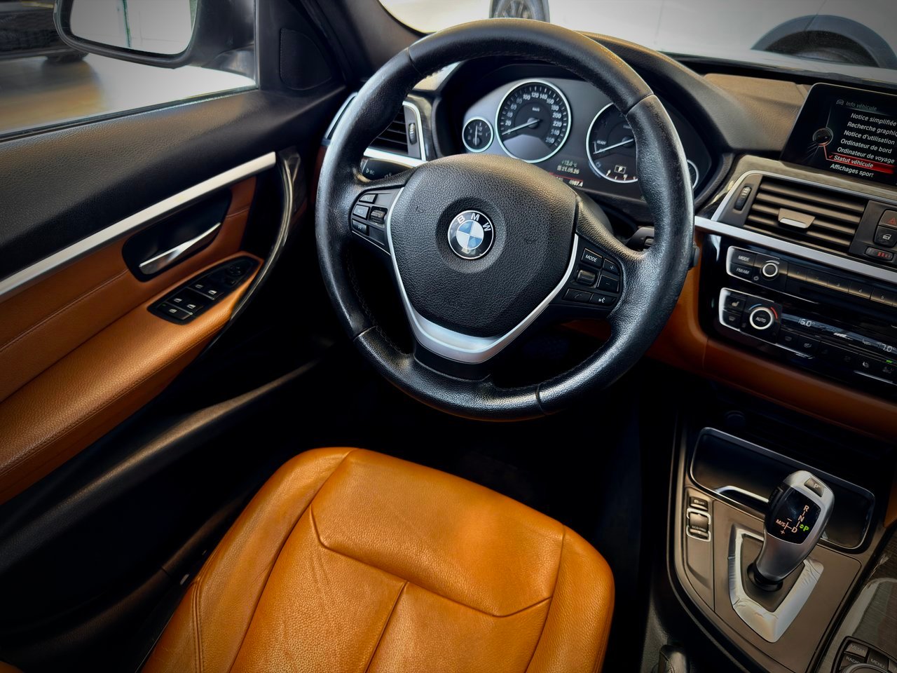 2016 BMW 3 Series Beige Notre-Dame-des-Prairies - photo #19