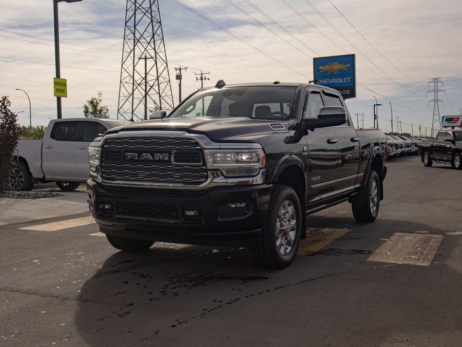 2019 Ram 2500 Limited Level 1 4x4 6.7L Cummins | Power Sunroof Black