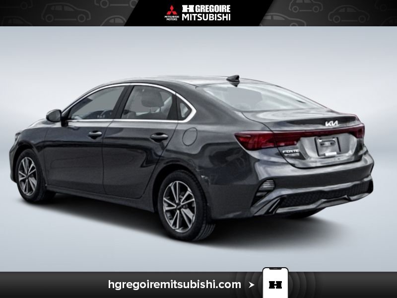 2024 Kia Forte Grey Laval - photo #5
