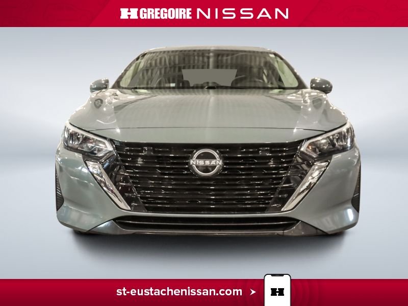 Nissan Sentra SV DEM. A DISTANCE SIEGES CHAUFFANTS APPLE CARPLAY 2024 Gris