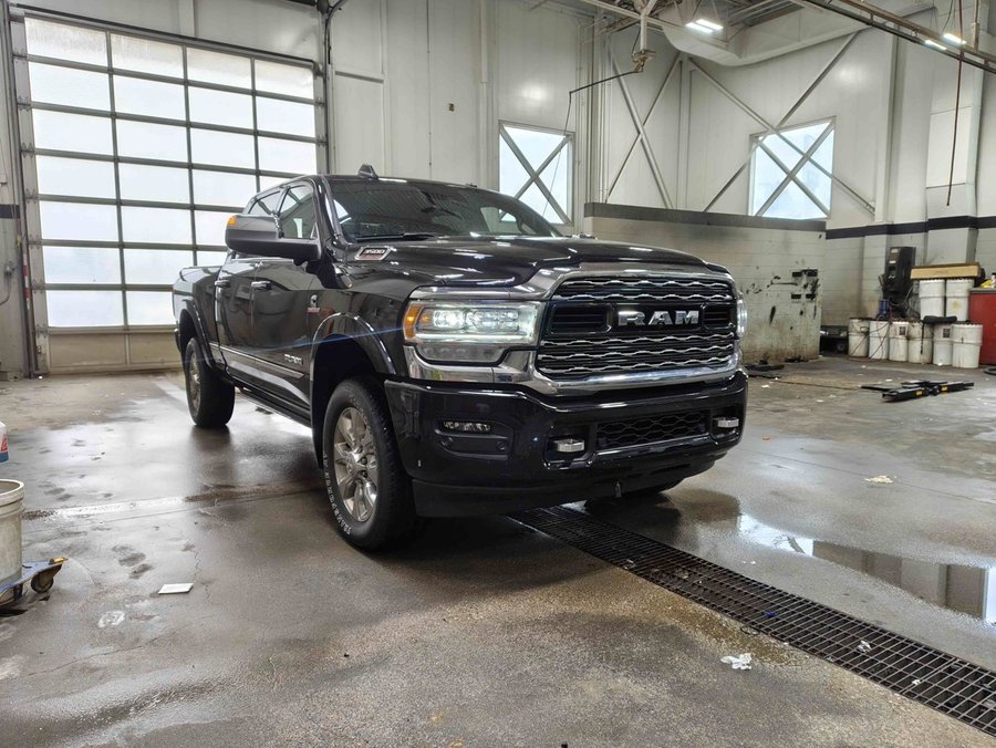 2022 Ram 3500 2022 Black