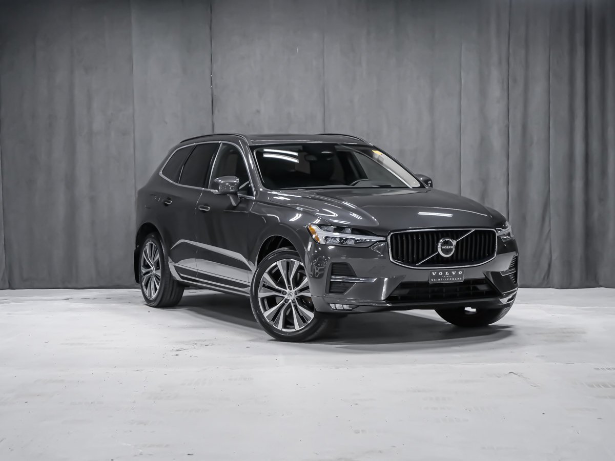 2022 Volvo XC60 B6 MOMENTUM Grey Montreal - photo #1