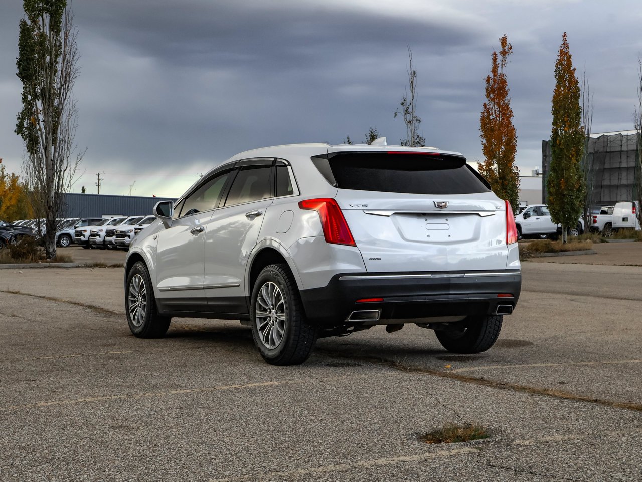 2017 Cadillac XT5 AWD 4dr Luxury White Sherwood Park - photo #5