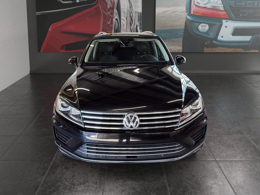 2015 VOLKSWAGEN TOUAREG 2015 Black