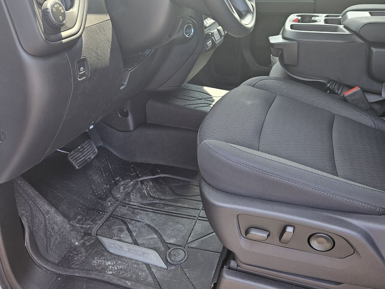 Chevrolet Silverado 2500HD Custom cabine multiplace 4RM 172 po 2026 Blanc sommet Thetford Mines - photo #12