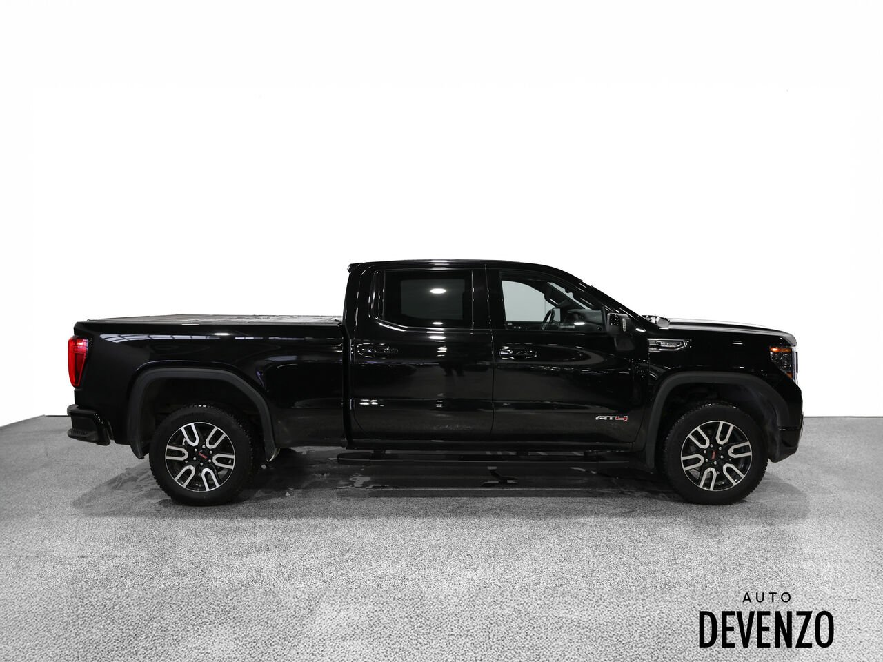 GMC Sierra 1500 2023 Noir Saint-Eustache - photo #1