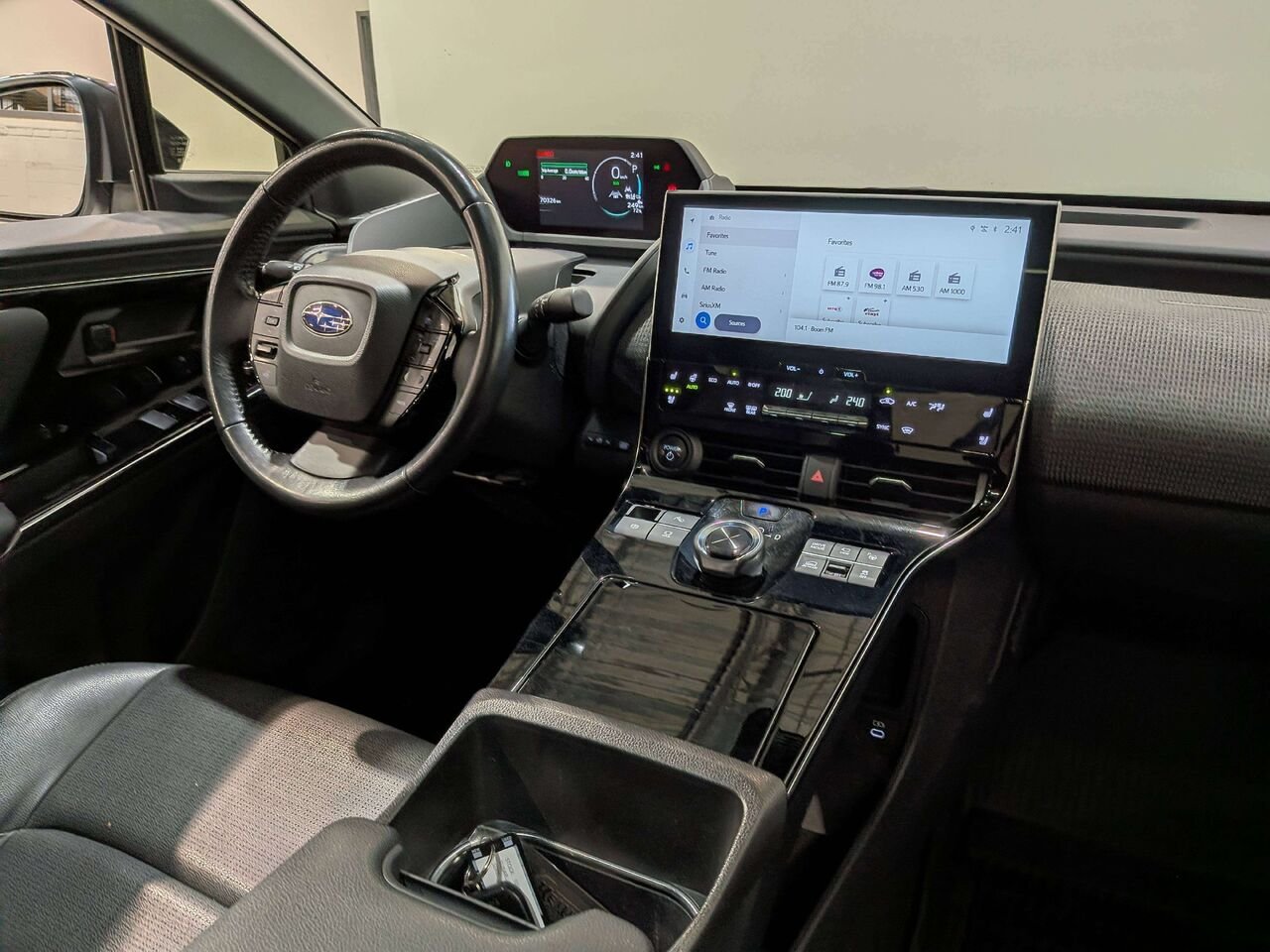 2023 Subaru Solterra AWD w/Luxury Package White Val-David - photo #22