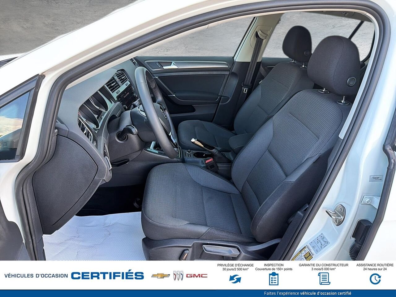 Volkswagen Golf Comfortline 5 portes avec boîte manuelle 2021 Blanc Montmagny - photo #7